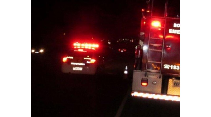 Mulher morre após acidente com três carros na Rodovia Prefeito José Gagliardi em Paraguaçu Paulista